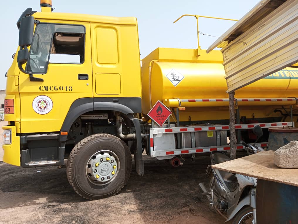 Camion Citerne à gasoil
