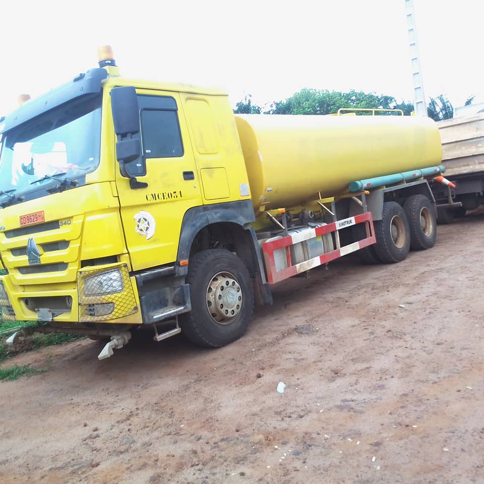 Camion Citerne à eau